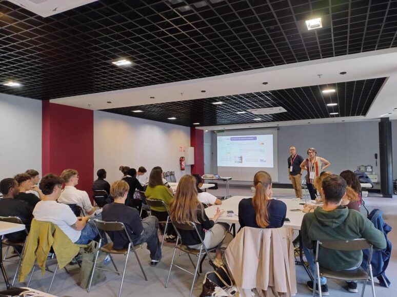 Animation-étudiant-à-la-recherche-de-son-alternance